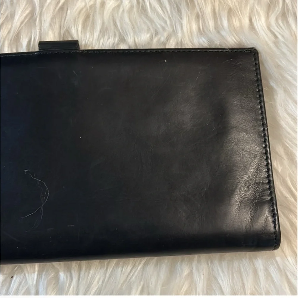 Salvatore Ferragamo Black Leather Bi-Fold Long wallet
